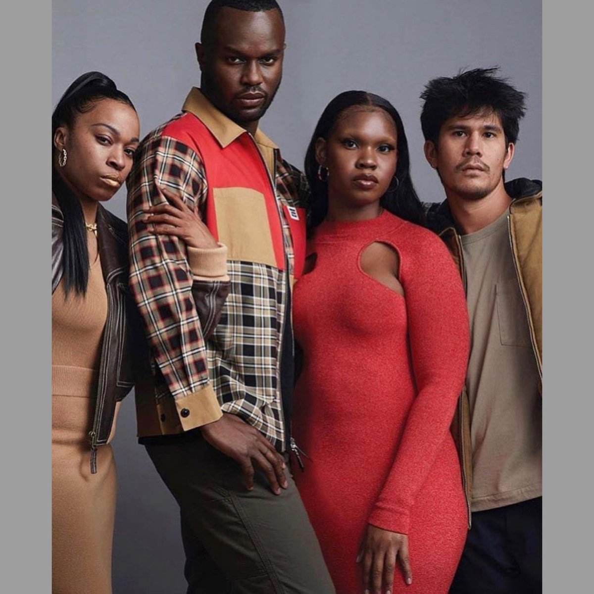 Key hairstylist @Jawaraw and his talented team are featured in @VogueMagazine -  September issue!  
"As long as we keep our heads up to the sky, we can win!" - #JawaraWauchope

#WellDeserved and we love to see it!

#TEAMJAWARA
@beautypie_micka_ 
@braidsbymicka
@iam_thechong
@ ...