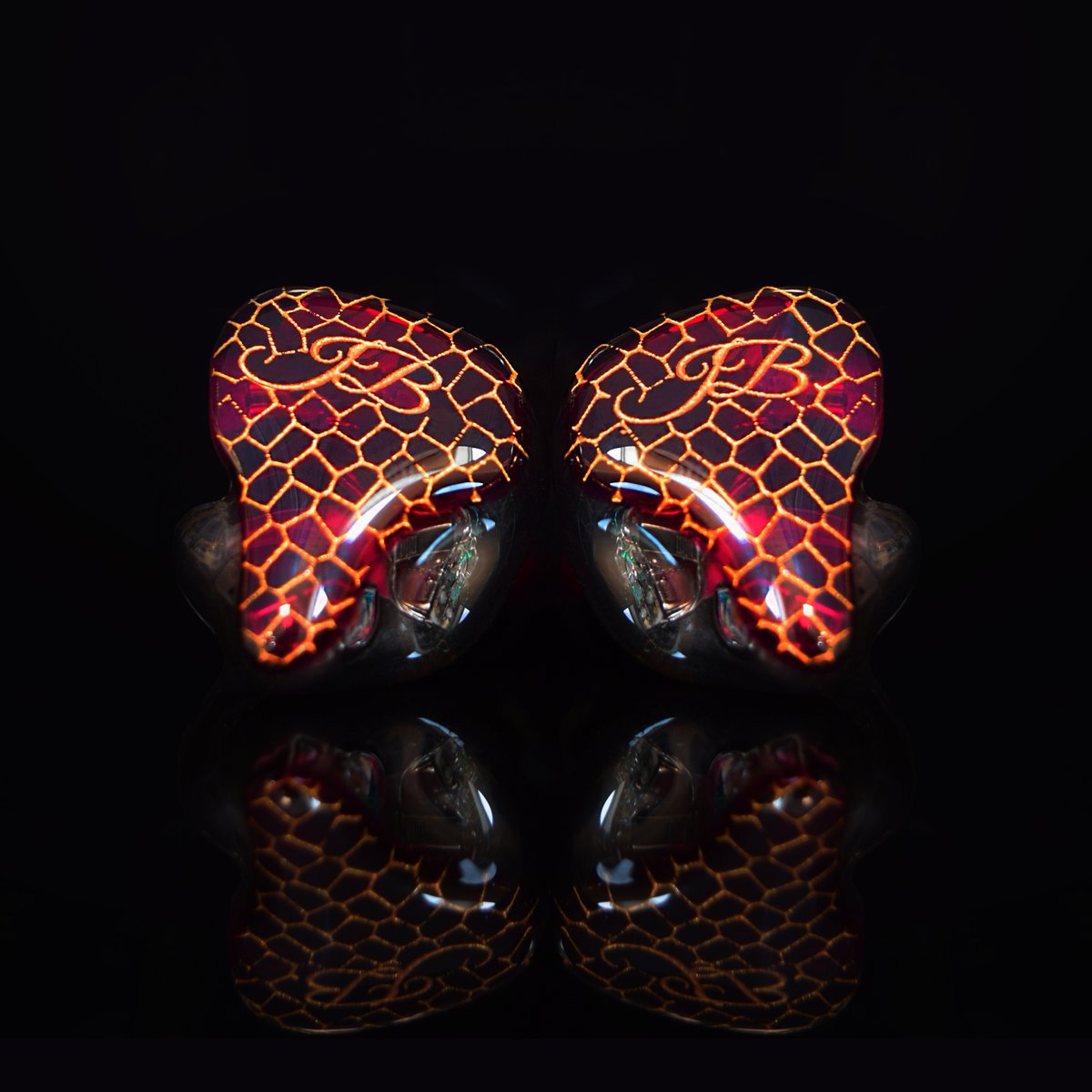 Quite possibly the most eye catching choice of customer design we've ever seen in our portfolio! This customer went for a snake skin effect, with his logo included within the design. What design would you print on your #CosmicEars?