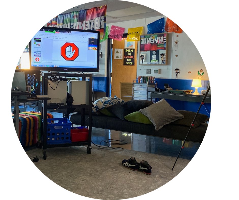 OWLanguage's tweet photo. Up on the OWL Blog! Check out @Christopher Sidner's take on the Virtual Classroom! https://t.co/XGJJMqA9oa
#owlanguage #bettertogether #blog https://t.co/vu9r8d9IPI