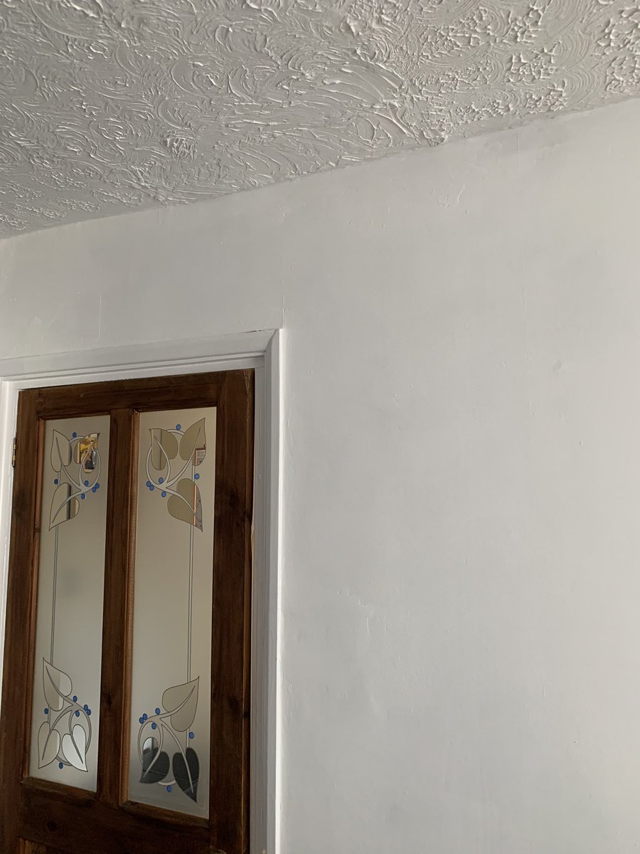 profound_image's tweet photo. @HomeCountiesEd @ChronandEcho @BBCNews looking for a happy story?  family surprise makeover of house after a bad week for young couple. https://t.co/wRuuFaZm7w