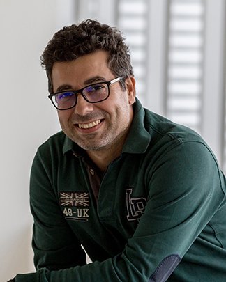 🗣️Miguel Arenas e Catarina Branco veñen de publicar un estudo computacional sobre as causas do gradiente xenético de humanos modernos observado en Asia. 

👉Atoparon que este gradiente foi principalmente causado polas expasións neolíticas acontecidas 10,000 anos atrás