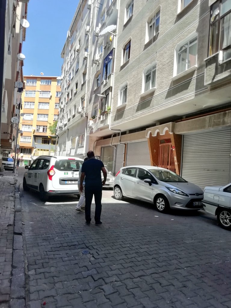 #COVID19 tedbirleri kapsamında ilçemizde '' MahalleDenetimEkibi'' bir araya gelerek ilçemizde Covid19 süreci ile ilgili tedbir ve takip etme noktasında Okul Müdürü, Cami İmamı, Muhtar ve Azamız ile  mücadelemiz devam ediyor.
#MahalleDenetimEkibi
#SiyavuşpaşaMahalleDenetimEkibi