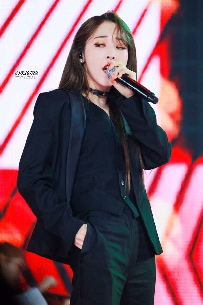 Since then Moonbyul has been improving herself, taking singing lessons again, and betting more in her undeniable skills.
