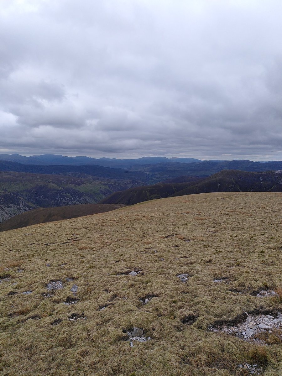 Here are another couple of dealbhan from the top of Braigh Coire Chruinn-bhalgain, looking over to Carn a' Chlamain (which I was up over ten years ago, on a day of pretty rubbish visibility) and then up Glen Tilt. 