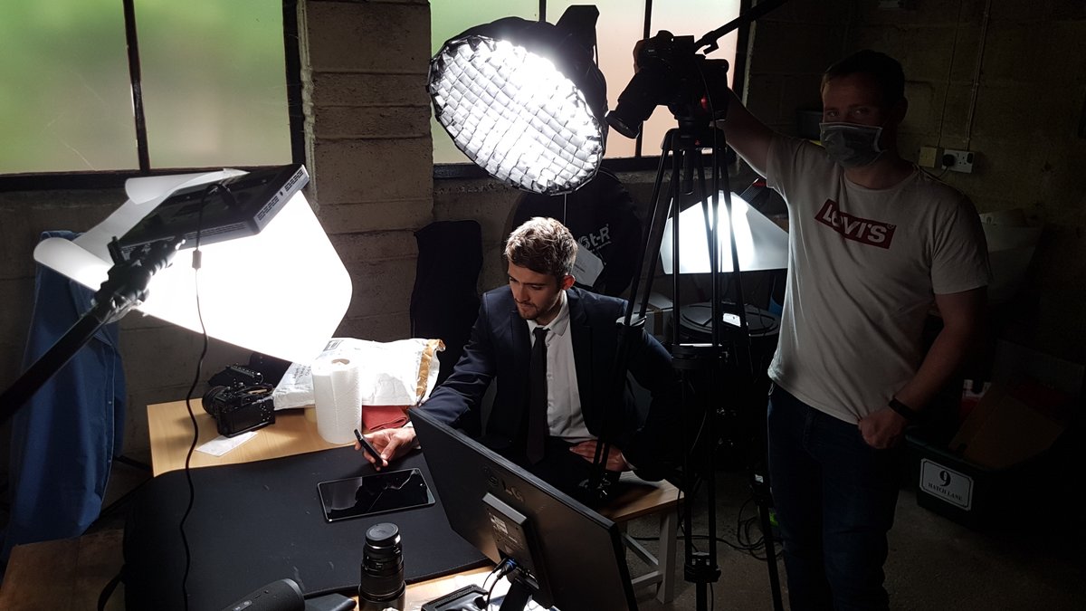 Behind the scenes of a recent product photoshoot for Angel power bank, who are launching their crowdfunding campaign on Indiegogo next week.  

Restricted by covid we had to improvise and create a mock studio in a garage! 

#crowdfunding #covid #photography #productlaunches