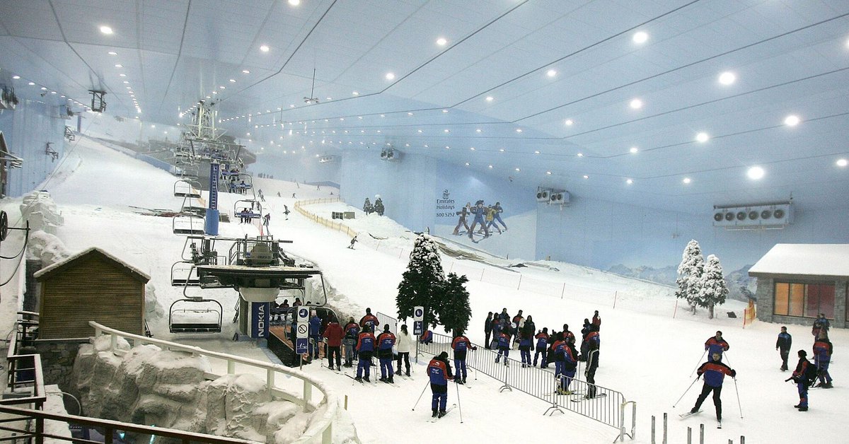 13) Ski DubaiThe First and Tallest Indoor Ski in the world!(Big Groups)