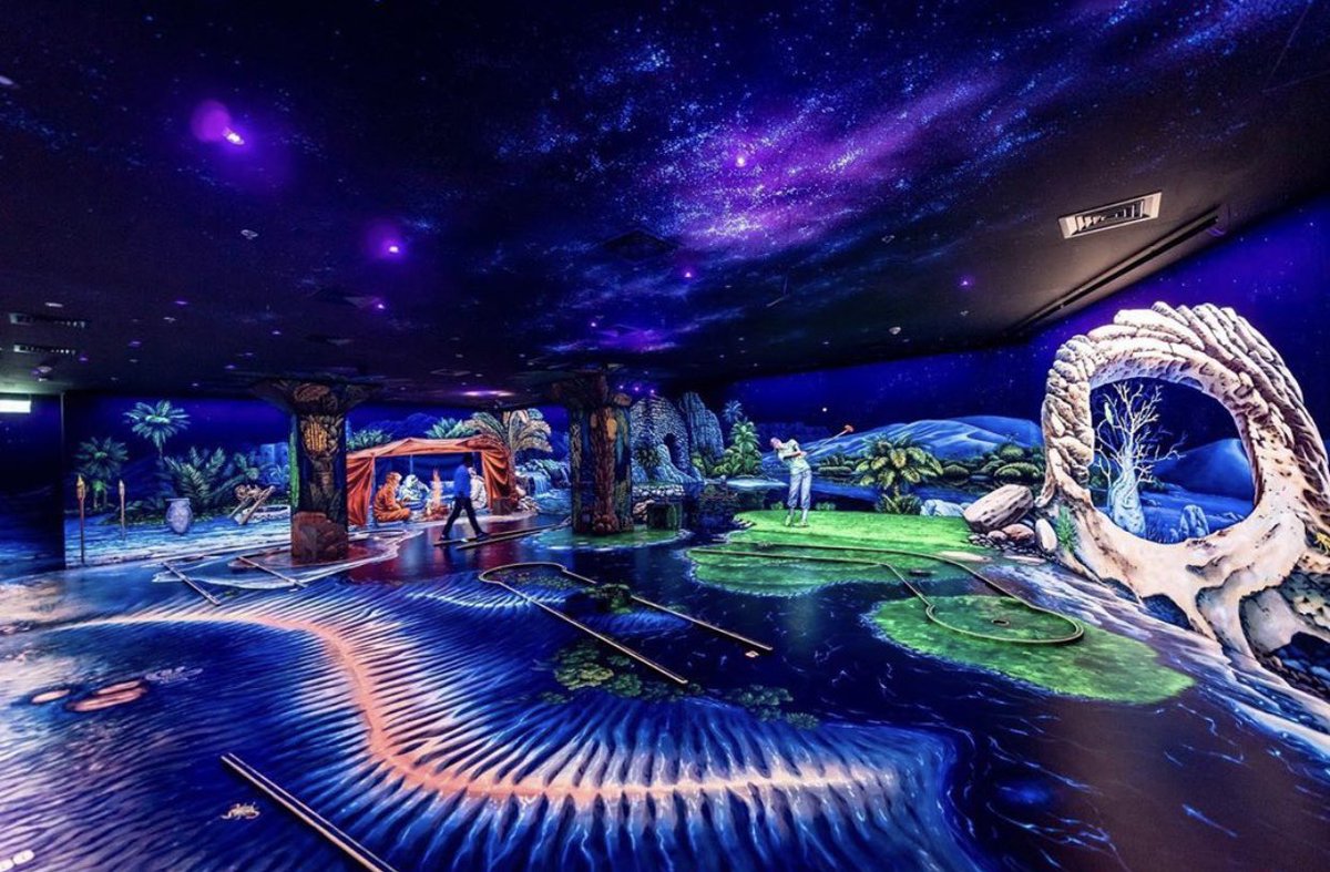 5) 3D Blacklight Mini-golf (Dubai)Play mini golf   in 3D!! Surrounded by the biggest 3D black light panorama on the planet. Located in JBR(1-10 people)