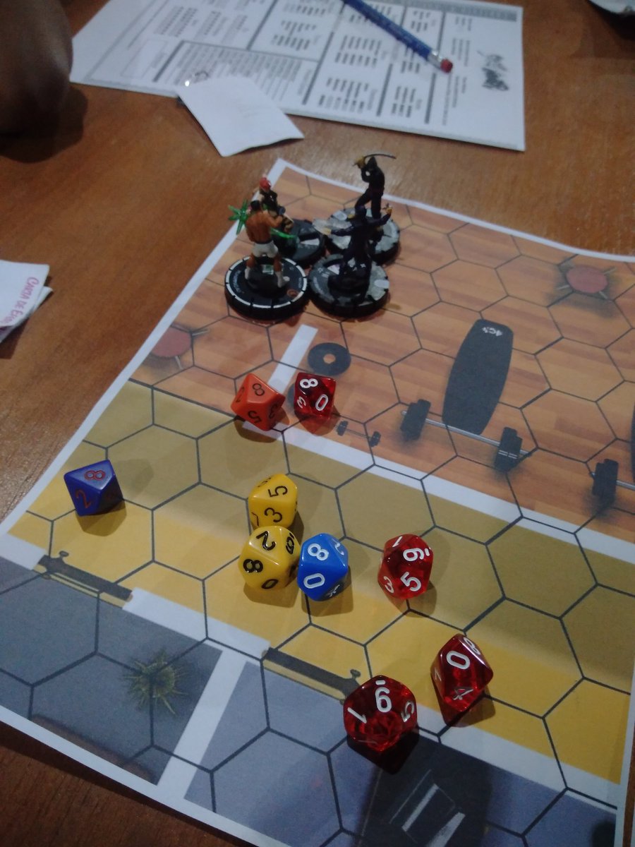 ericmusashi's tweet photo. A primeira sessão de RPG com os filhos para fechar o #RPGaDAY2020 https://t.co/158lCrQOjS