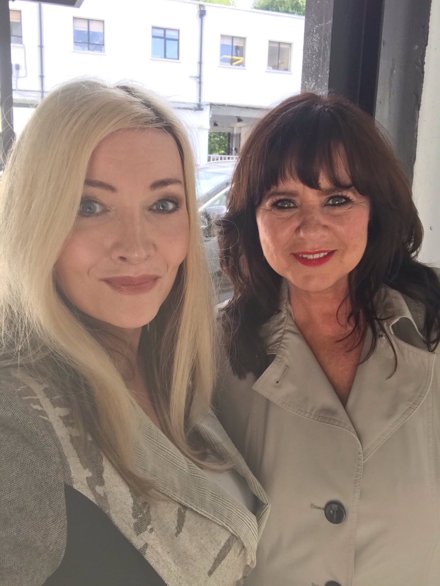 MelanieBlakeUK's tweet image. Lovely day shooting with our @NolanColeen. So nice to be back to work (she’s a meter behind me btw this angle just makes us look closer) 

Team had to wear masks inside the studio &amp;amp; keep apart, but worth all the effort to get back to some sort of normality ✊ #NoFilters #AllFun