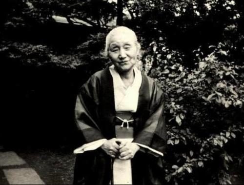7/8 after the emperor refused to be seen by her due to her gender. Okami then began her own practice, focusing on gynecology and the treatment of tuberculosis, ultimately opening a small women’s hospital and nursing school which she ran until her retirement.