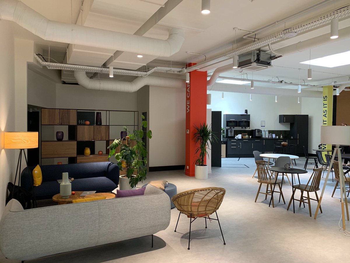 Welcome to our new office in Paris! 🤩🥳