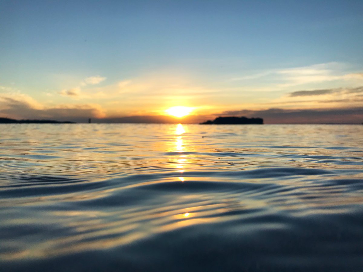 Sunrise 610. Had an entire crew this morning for a change of pace. &ndash; bei  McCarty's Cove