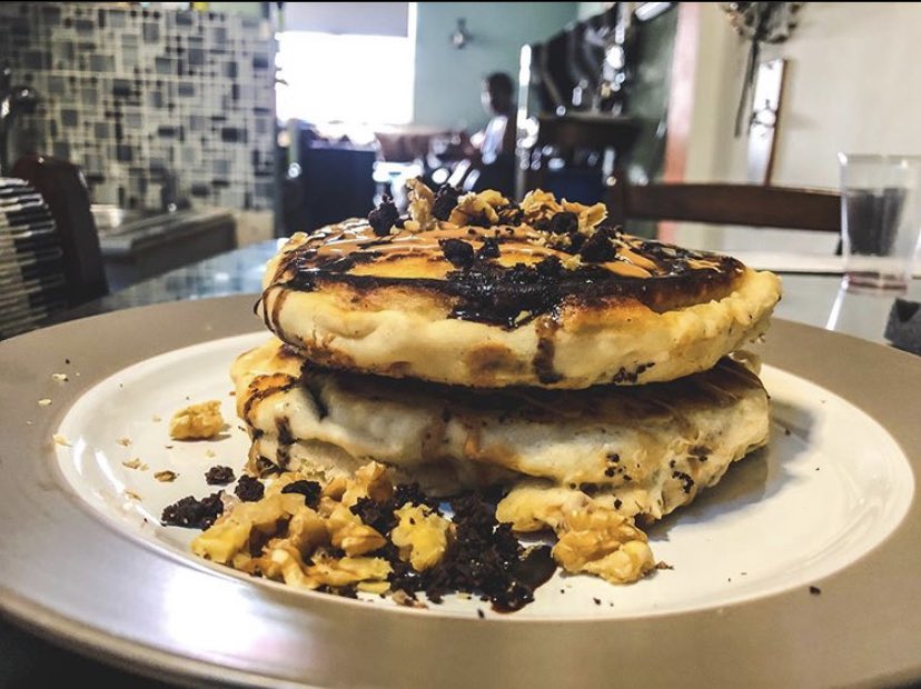 TheRealDerekG's tweet photo. Fluffy Vegan Peanut Butter, Brownie, Walnut, Chia Seed Pancakes & Blueberry Walnut, Chia Seed Pancakes! #SoWellDun #Pancakes follow SoWellDun on IG https://t.co/ZJEKNp1Jkt