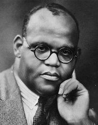 MelaninMedics's tweet photo. Remembering Dr Harold Moody!

A Jamaican-born doctor who studied in London and set up his own practice in Peckham. The racial prejudice he faced as a student &amp; doctor motivated his campaign for the rights of Black people &amp; led him to found the League of Coloured Peoples in 1931. https://t.co/8lx9krFY2v