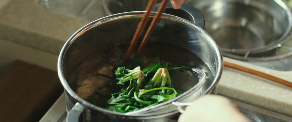 Kim Tae-ri cooking good food like a Studio Ghibli character in Little Forest (2018)   #리틀포레스트  #김태리