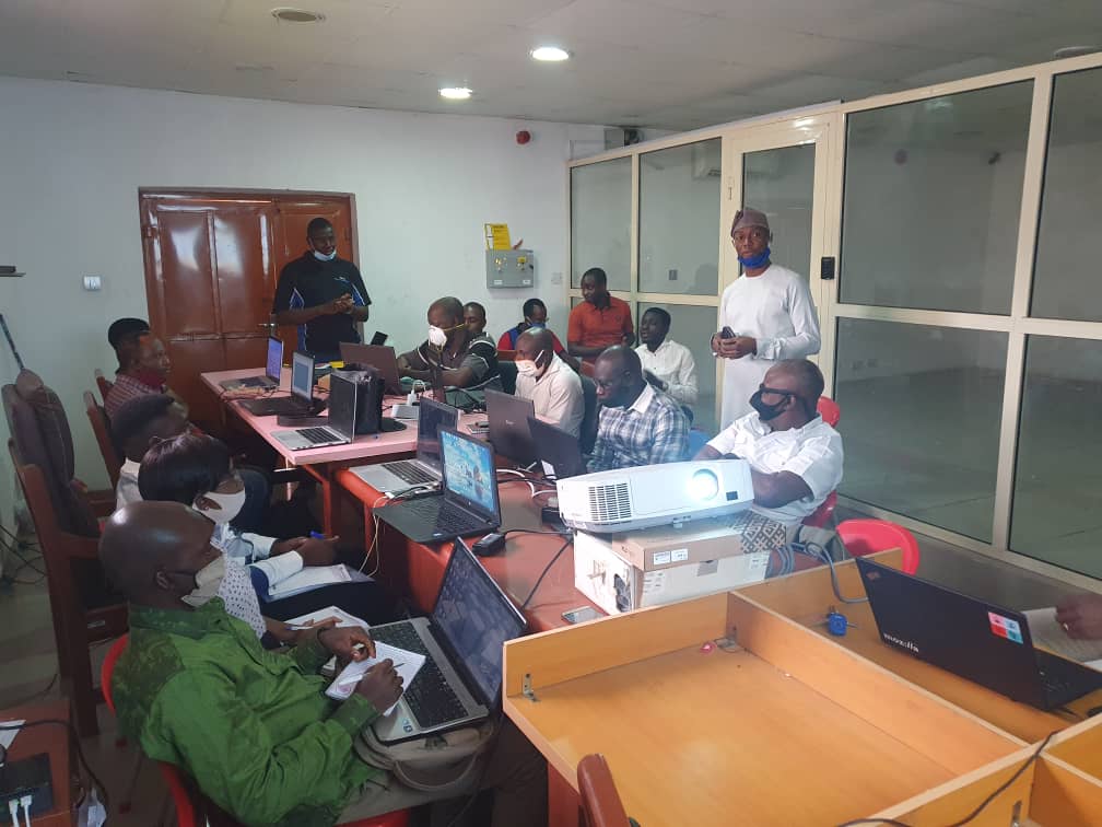seun_oj's tweet photo. Training on network management and monitoring for institutions in Ekiti state hosted by @Abuad_Uni with director of ICT giving his opening remarks. @nsrcworld @mozilla #EKSU #CEOIkere #FedPolyAdo https://t.co/0NyFzLvxVN