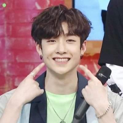strayoshka4419's tweet photo. Here's bangchan Smile To lighten up your Night! 😊❤️

#STRAYKIDS https://t.co/riIVrevzks