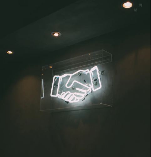 Pinnakl's tweet photo. Opportunities increase when you help others win. A little win for a partner is a little win for you. #pinnakl #hedgefunds #partnership #saas https://t.co/omcIGS39Wu