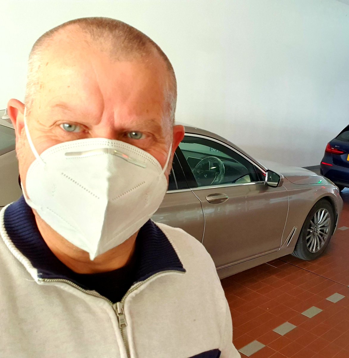 pdrosenfeld's tweet photo. Felt very safe @HALLIWELLJONES #Chester today. Great handover!

@ChesterBusiness 
@BMW 
@BMWserviceInfo https://t.co/UlKyWBVZxy