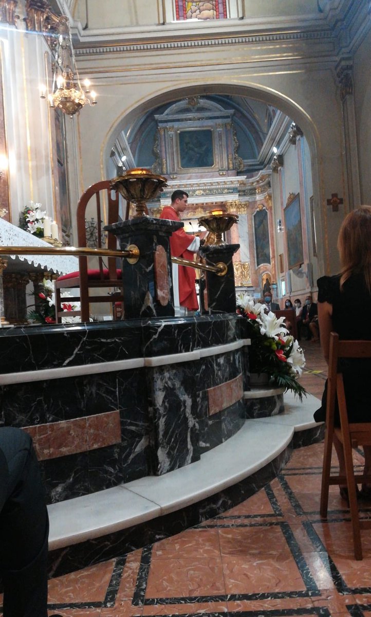 villajosrodrigu's tweet photo. Ayer asistí a la Misa en honor al Cristo de la Fé y San Vicente Ferrer.

Este año el #morenet no ha podido salir a las calles de Paterna, pero nosotros queríamos estar junto a él. 

Saldremos de esta situación y volveremos a vivir con fervor la pasión de un pueblo. 

#FocFestaFé https://t.co/cQSI8TtZYt