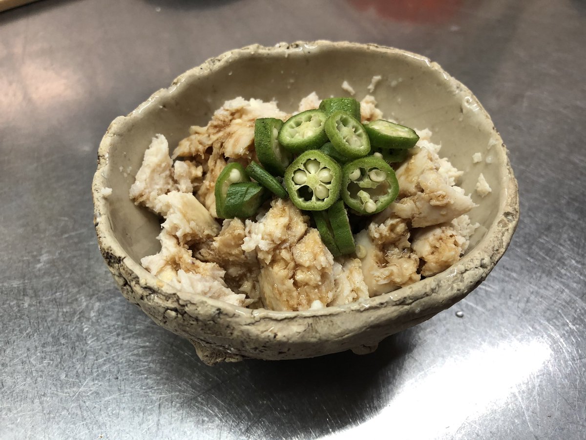 Just_EatMeat's tweet photo. 南部どりチキンのごま油醤油仕立て
〜夏野菜オクラを添えて〜
#アマタケサラダチキンダイエット https://t.co/BhTbog6FZ9