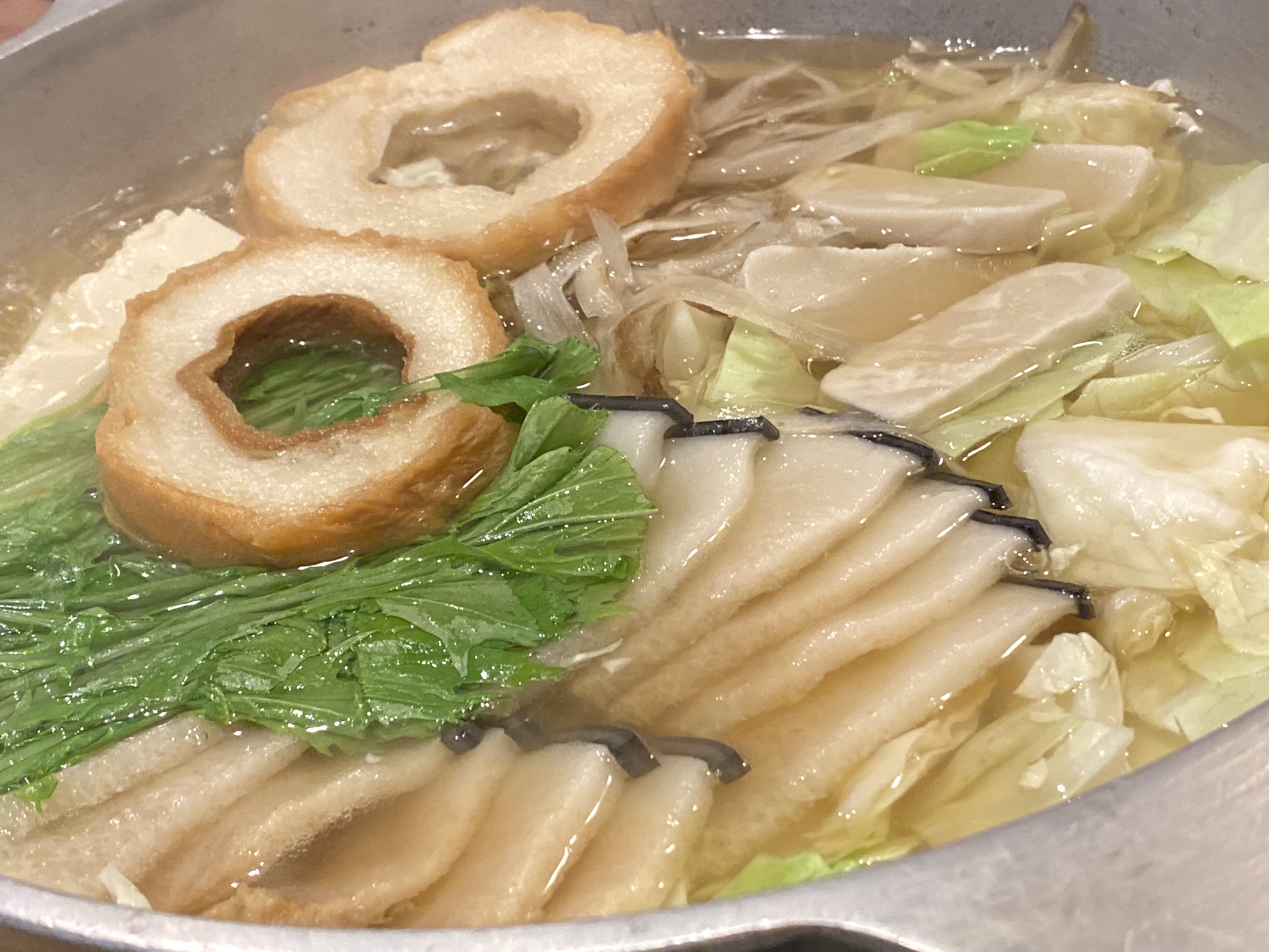 山路力也 月曜夜 六味旬蔵 須恵町で会食 たん熊出身で ラーメン店 六味亭 も営む銘田さんのお店にようやく 鯨のコロを使った 博多ころ鍋 が名物 コロナだけに博多ころ鍋で疫病退散祈念 夏の終わりの鍋も良いな T Co Pvt3kxzv3g Twitter 山路力也 月曜夜 六味旬蔵 須恵町で会食 たん熊出身で ラーメン店 六味亭 も営む銘田さんのお店にようやく 鯨のコロを使った 博多ころ鍋 が名物 コロナだけに博多ころ鍋で疫病退散祈念 夏の終わりの鍋も良いな T Co Pvt3kxzv3g Twitter