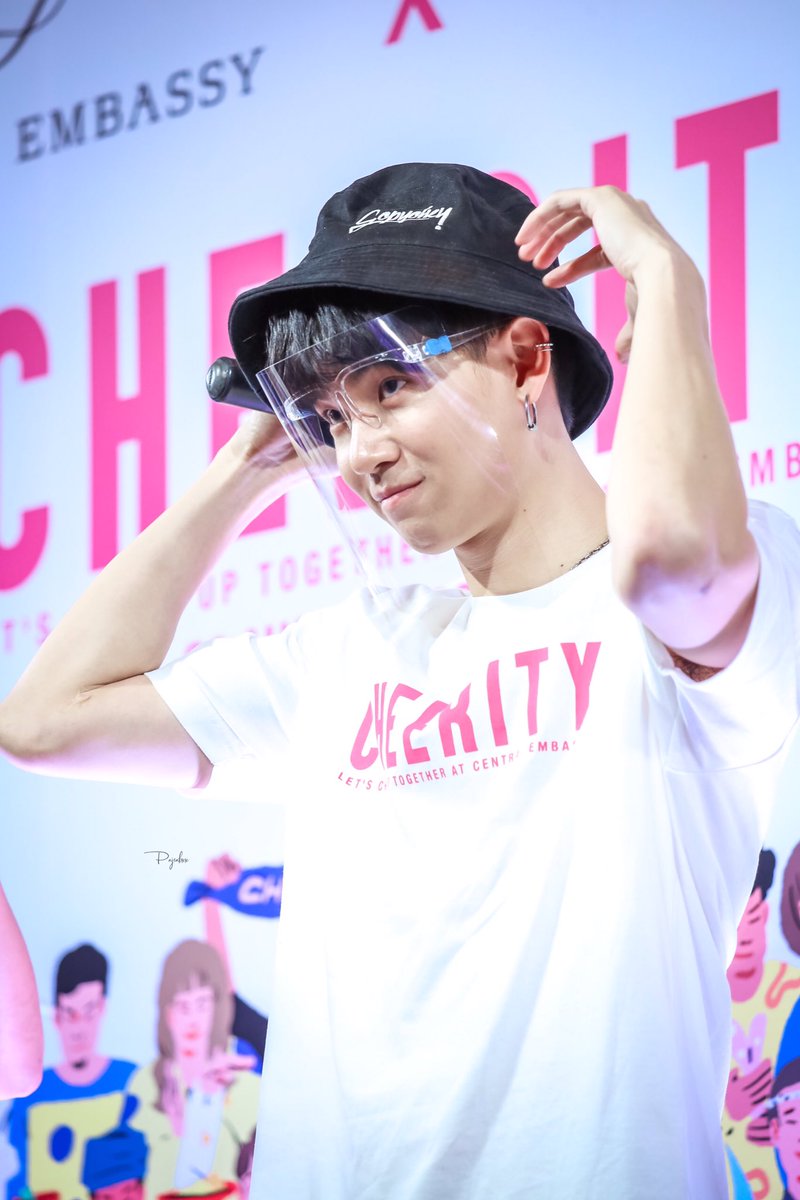 PaJeabb's tweet photo. พ่อก็แบ๊วได้น้าาาาา 😍
#PraewXEmbassy #Cheerity2020
#cheerforcharity
#Cheerity2020Xyinwar
#หยิ่นวอร์ #yinyin_anw
@yinyin_anw https://t.co/m9XoVQrHCb
