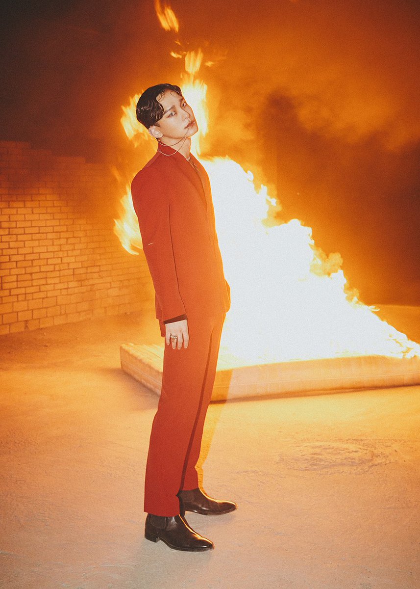 _starryeol's tweet image. uh-UHM SIR??? EXCUSE ME?? 

#TimeForOBSESSION #ObsessedWithEXO #OBSESSION #엑소 #EXODEUX #weareoneEXO #EXOonearewe