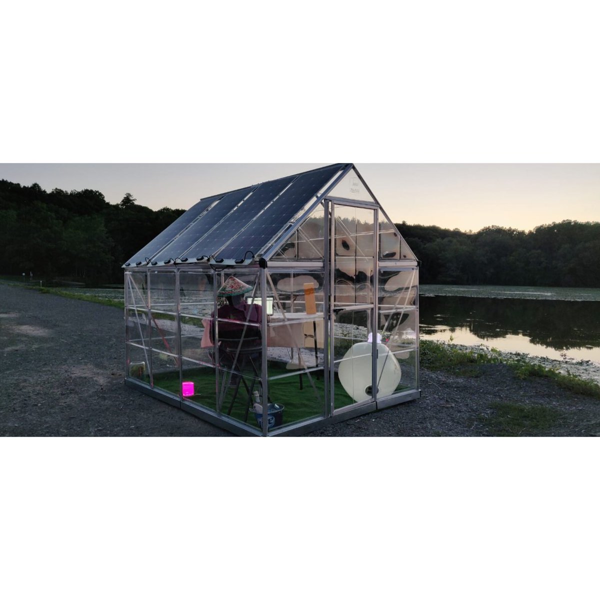 SolarFicart's tweet photo. Ladies and Gentleman, Privé, a historic #restaurant located on downtown Albany, New York is launching in 1 hour. All are cordially invited.  #Privé is a unique and blissful experience for social-distanced dining in a glass house that combines the arts, renewable energy. https://t.co/mCDVdB34yU