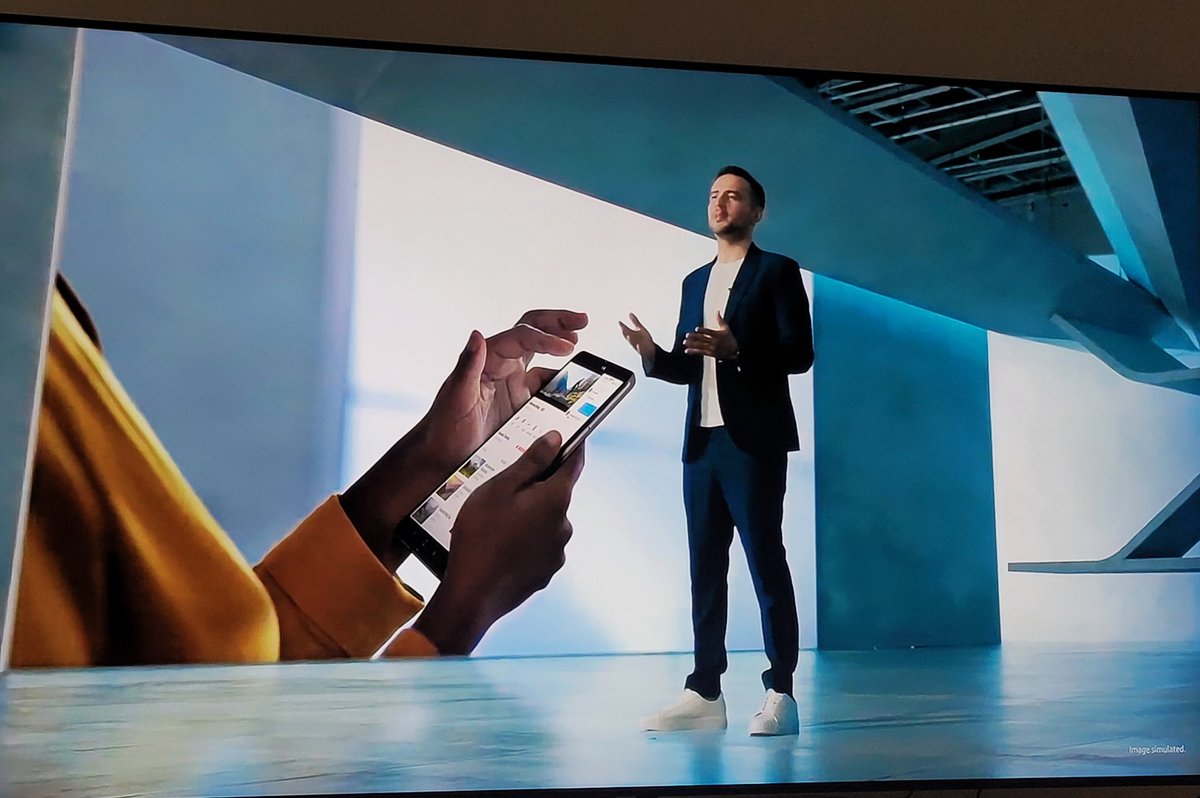 iamwaynegilbert's tweet photo. Welcome to the #SamsungEvent #UnpackedPart2 #September1st #YearOfTheZFold2 #LetsFlex @SamsungMobileUS https://t.co/u6FNYAsG26