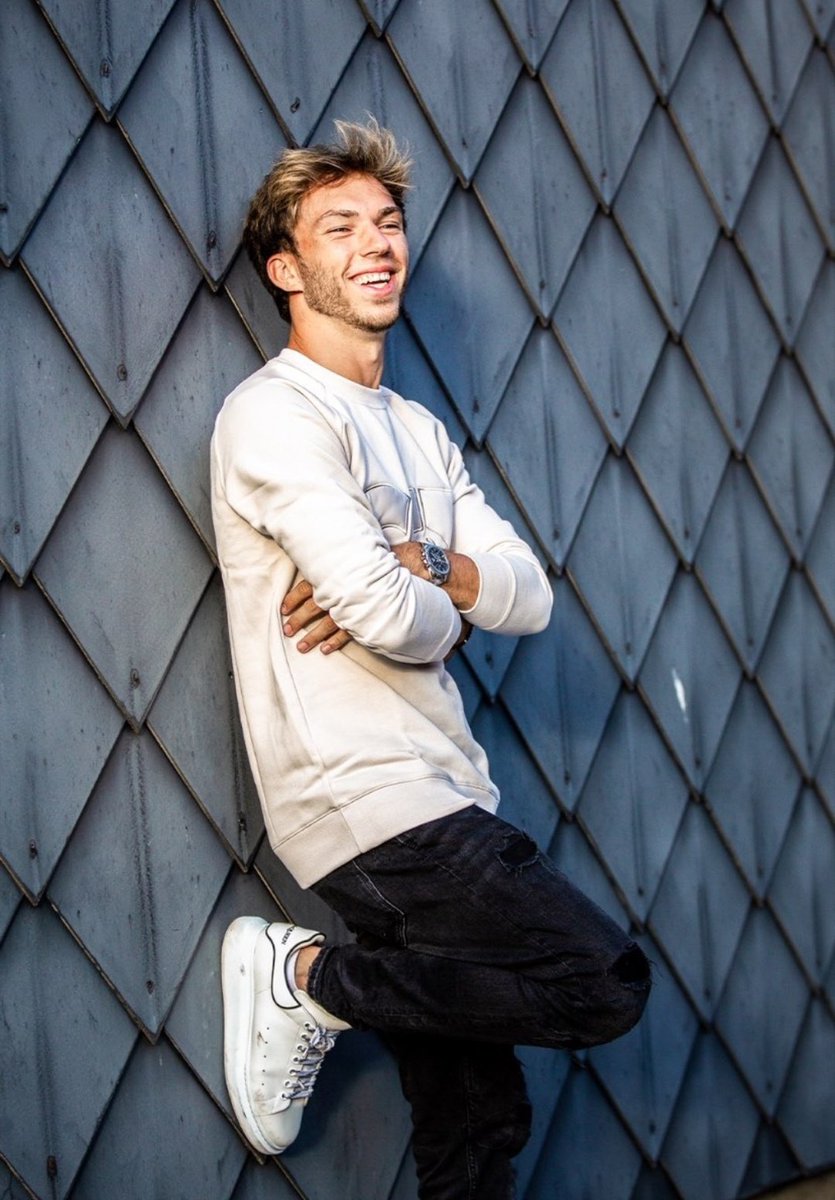 Pierre Gasly being an absolute fashion icon; a thread no one asked for but we all need