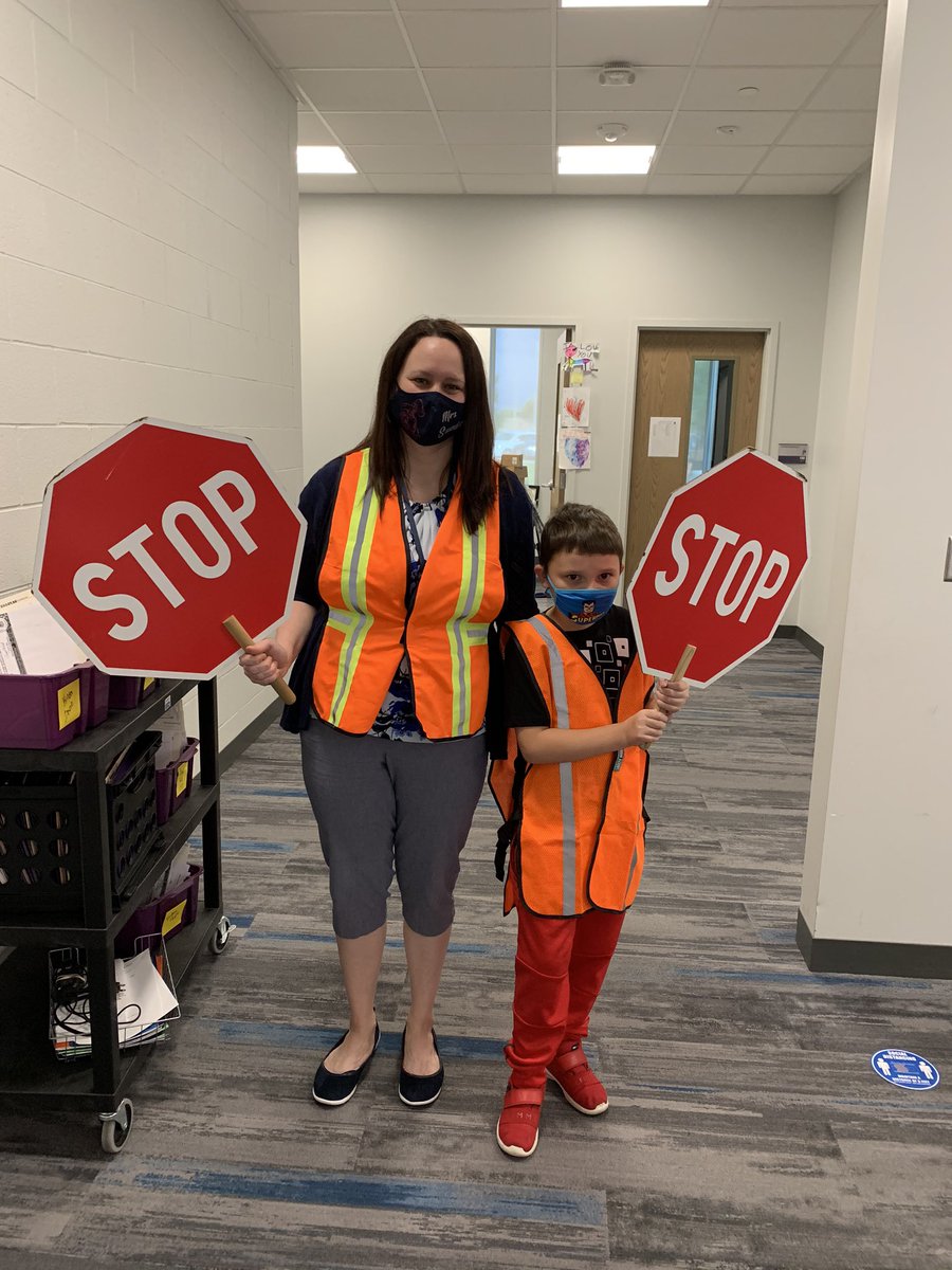 ksaunders_ISD's tweet photo. Dress like a teacher day!! I do cross walk duty every day so this was perfect! @Cassell_Park #isdstrong https://t.co/Mk3BlwGjWI