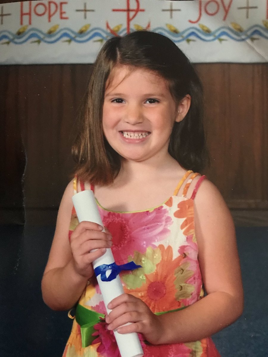 MSATN5's tweet photo. @FZNPrincipal Last first day for Nicole Capp! So happy sheβs had this time at FZN, this amazing school! #FZNFirstDay2020 #CelebrateOurSeniors #FZNClassof2021 https://t.co/RMaJ2fapK6