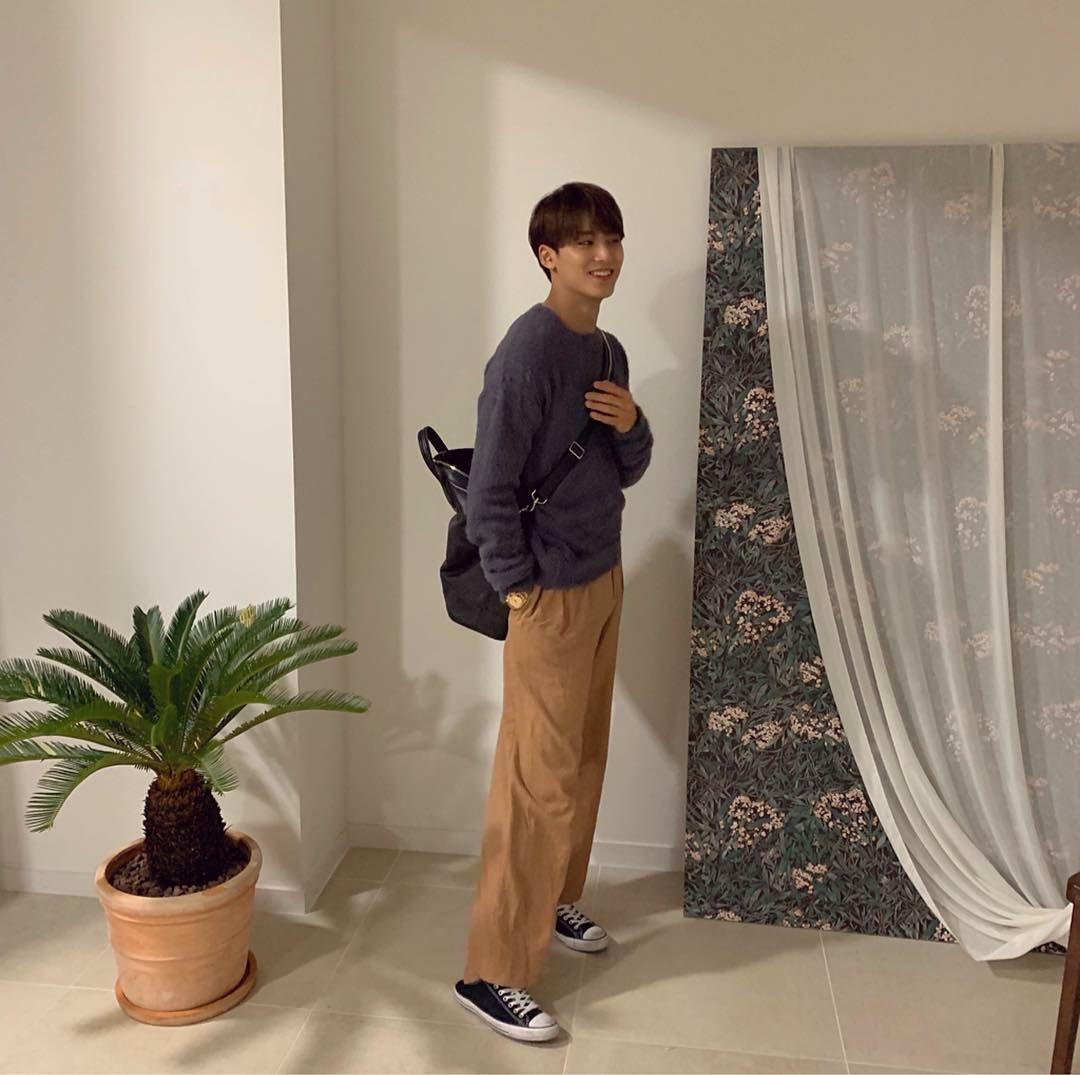svtdocx's tweet photo. ˗ˏˋ svt / mingyu x reader social media filo au ˎˊ˗

— where you used to be best friends with kim mingyu until you two grew distant. after a year apart, an incident brings the both of you together. he reaches out in hopes to rebuild the friendship, or could it be more than that? https://t.co/LfbXPmrt58