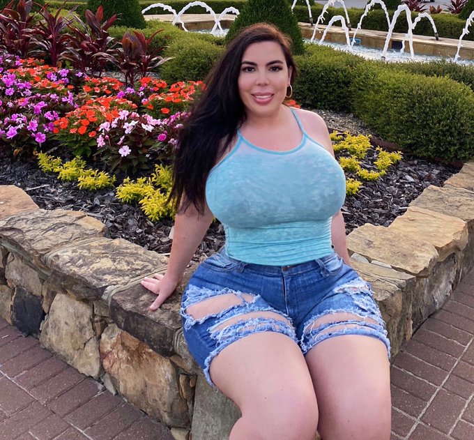 Hi there 💙 https://t.co/8JX3GSip6s