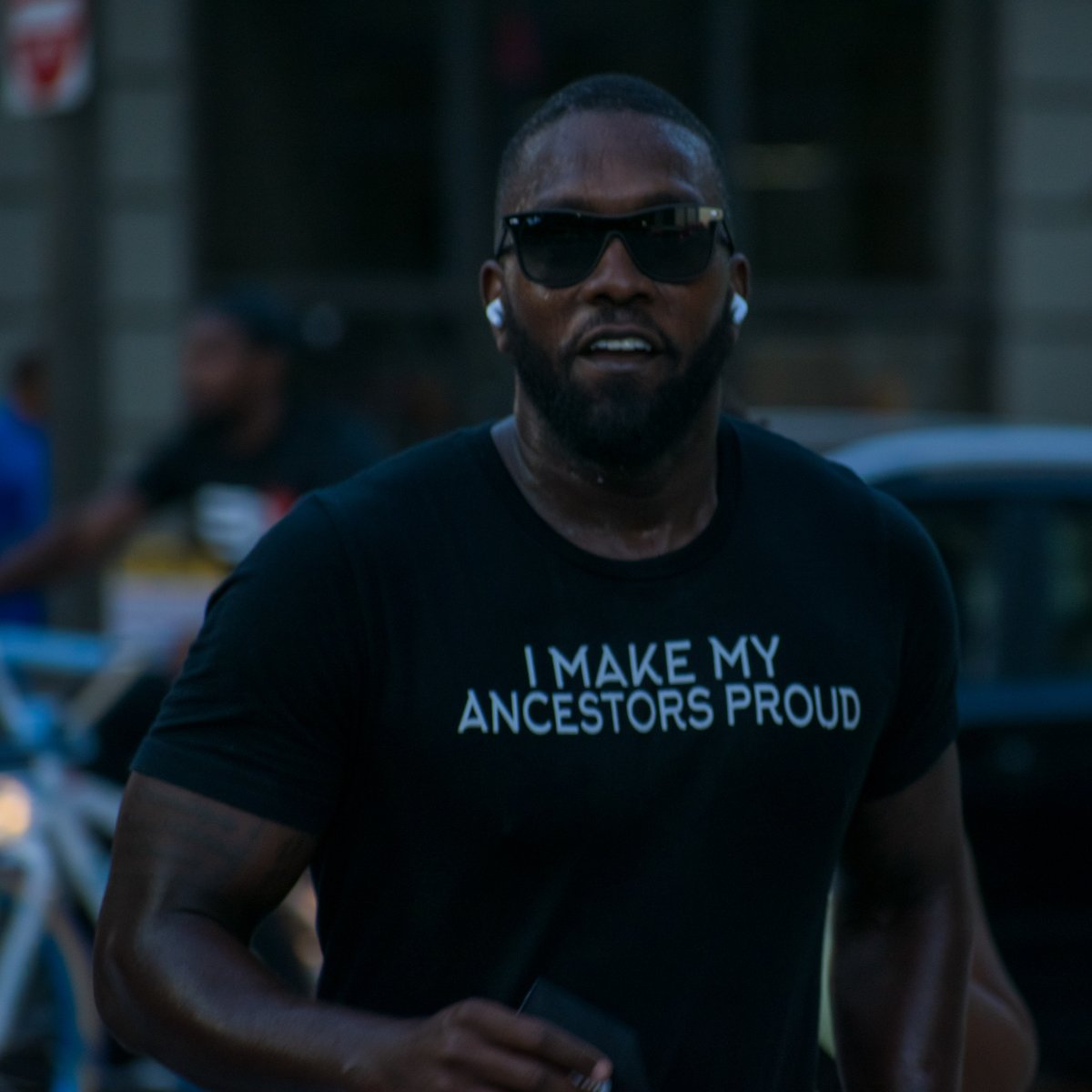 DTLRVILLA's tweet photo. ON TUESDAYS WE RUN!!! Perfect Cool running &amp; riding weather today 🏃🏾‍♂️🚴🏾‍♂️

Arrive early, Wear your mask &amp; bring reflective gear if you have it!

Everything is free &amp; donations are greatly appreciated, see y’all later today!

#DTLR #DTLRRUNCLUB #HEALTHYLIVING https://t.co/2lLchwrZFl