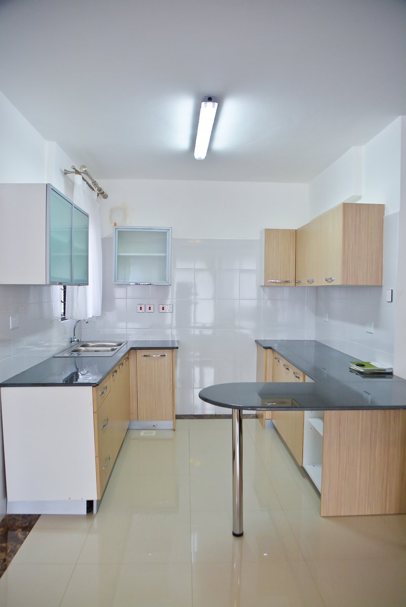 SigimoEnt's tweet image. Lenana Gardens - Off Ngong' Road

Ready for Occupation!
Welcome to Lenana Gardens Open Day taking place from 3rd – 6th September.

Luxurious 2 bedrooms, master en-suite apartments.
Price: From KSH 6.75M
Call us on: 0722512803/ 0724002605
Learn more at: qoo.ly/37xq3v