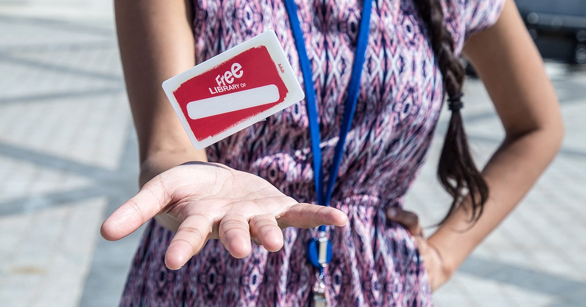 PhiladelphiaGov's tweet image. It&apos;s #LibraryCardSignUp Month! Do you already have your @FreeLibrary card? Help a friend or family member get theirs today! It’s the gift that keeps on giving: freelibrary.org/yourcard