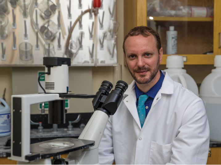 NotSoSeriousSci's tweet photo. Did you know that Dr. Reineke has a degree in #History? Find out how he applies this along with cultural story telling to improve #ScientificCommunication. Go to 16:56 of the full interview to learn more! @Reineke_Lab @SDStatePharmacy @CRS_YSC @CSPS_YSN 
https://t.co/ojZ5Mkucuf https://t.co/8StRfgPgSx