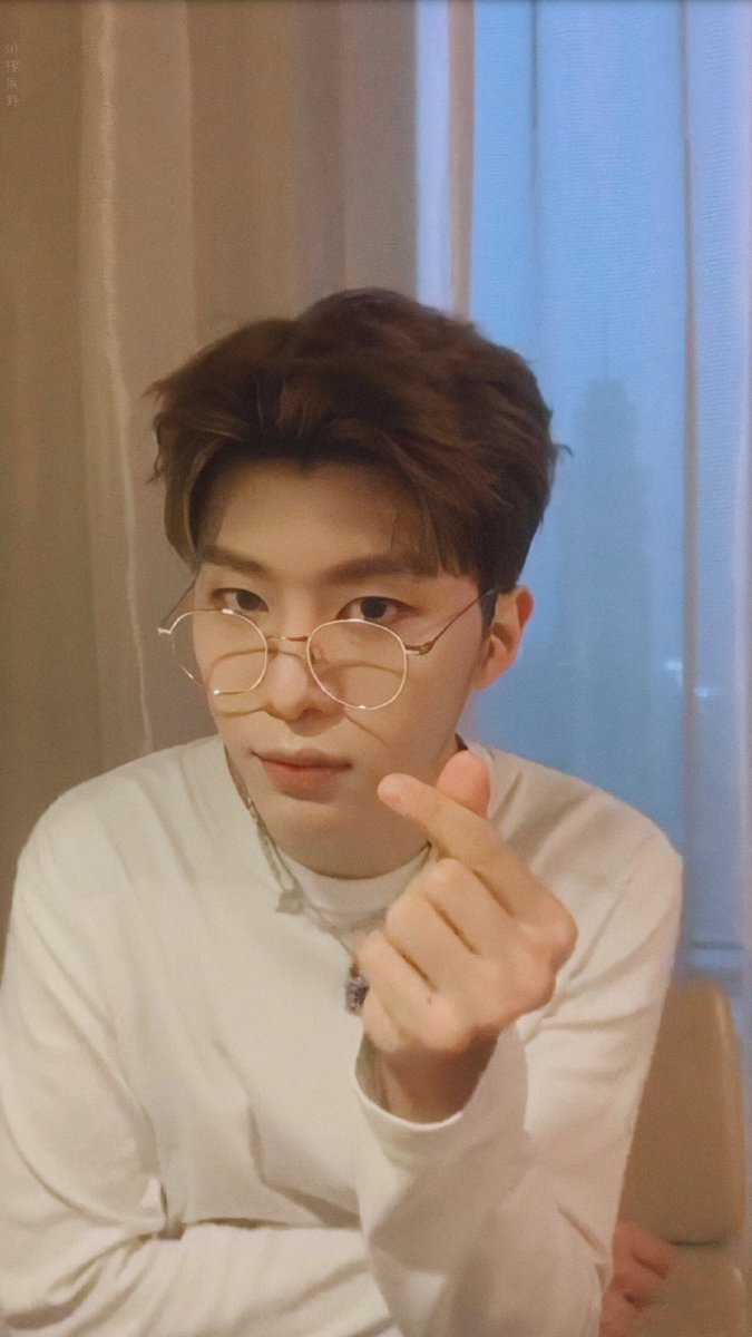 fccgallery's tweet photo. — #FanChengCheng #范丞丞 #NEX7 #乐华NEXT #NinePercent https://t.co/pdfdI5j0Pd