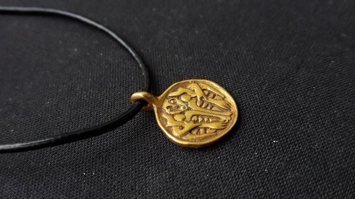 AndrewS02771425's tweet photo. Excited to share the latest addition to my #etsy shop: OFFER! Viking Zoomorphic Amulet of Odin with Ravens Huginn and Muninn, 9-12 Century AD (Hand-forged gold plated silver, Copy) https://t.co/zJ4pPAXJzx #men #bronze #copy #high #quaality #viking #age #borrestyle #art https://t.co/Rrst70XF14
