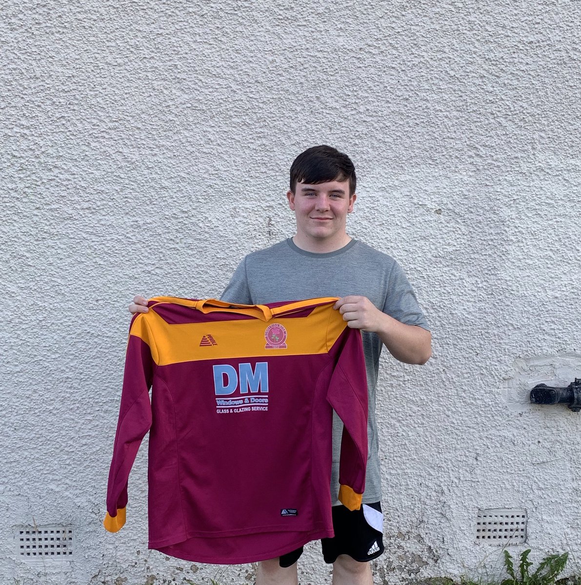 First up we have Aidan Ramsay. A hard working, versatile winger who’s very comfortable on the ball and bound to give defenders issues. Not only is he capable with both feet, but his set piece delivery is second to none which will certainly create many goalscoring opportunities.