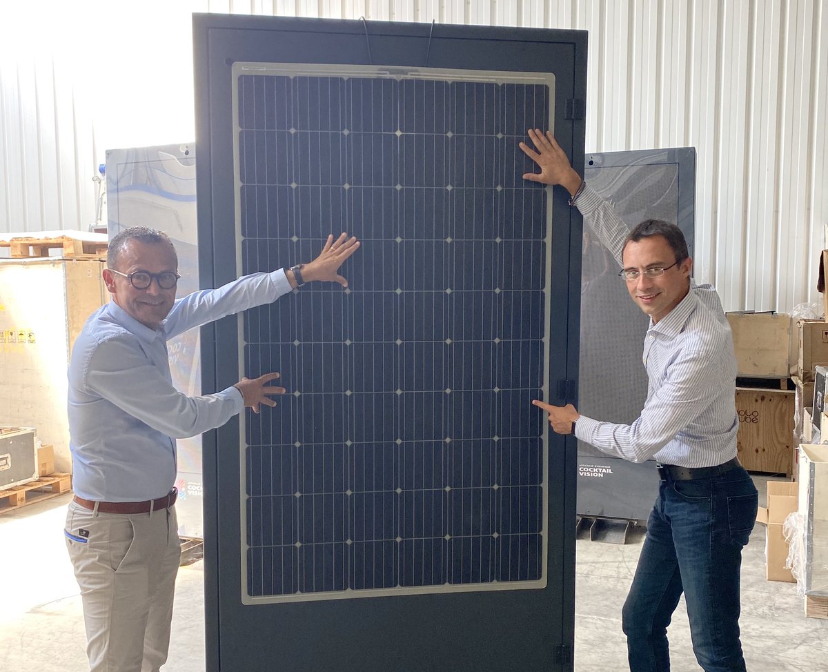 SFRIMAUDEAU's tweet photo. Avec l’énergie solaire ☀️ nos écrans #DOOH #LED @Cocktail_Vision 2m2 seront bientôt 100% autonomes ⚡️
2 ans de #Recherche et #innovation au service du #DeveloppementDurable #emploi #formation à @larochesuryonfr @PrefetVendee
 
@patricebegay @Lucbouard @Fra_Raynaud @anne_sicard https://t.co/56N9hRqytY