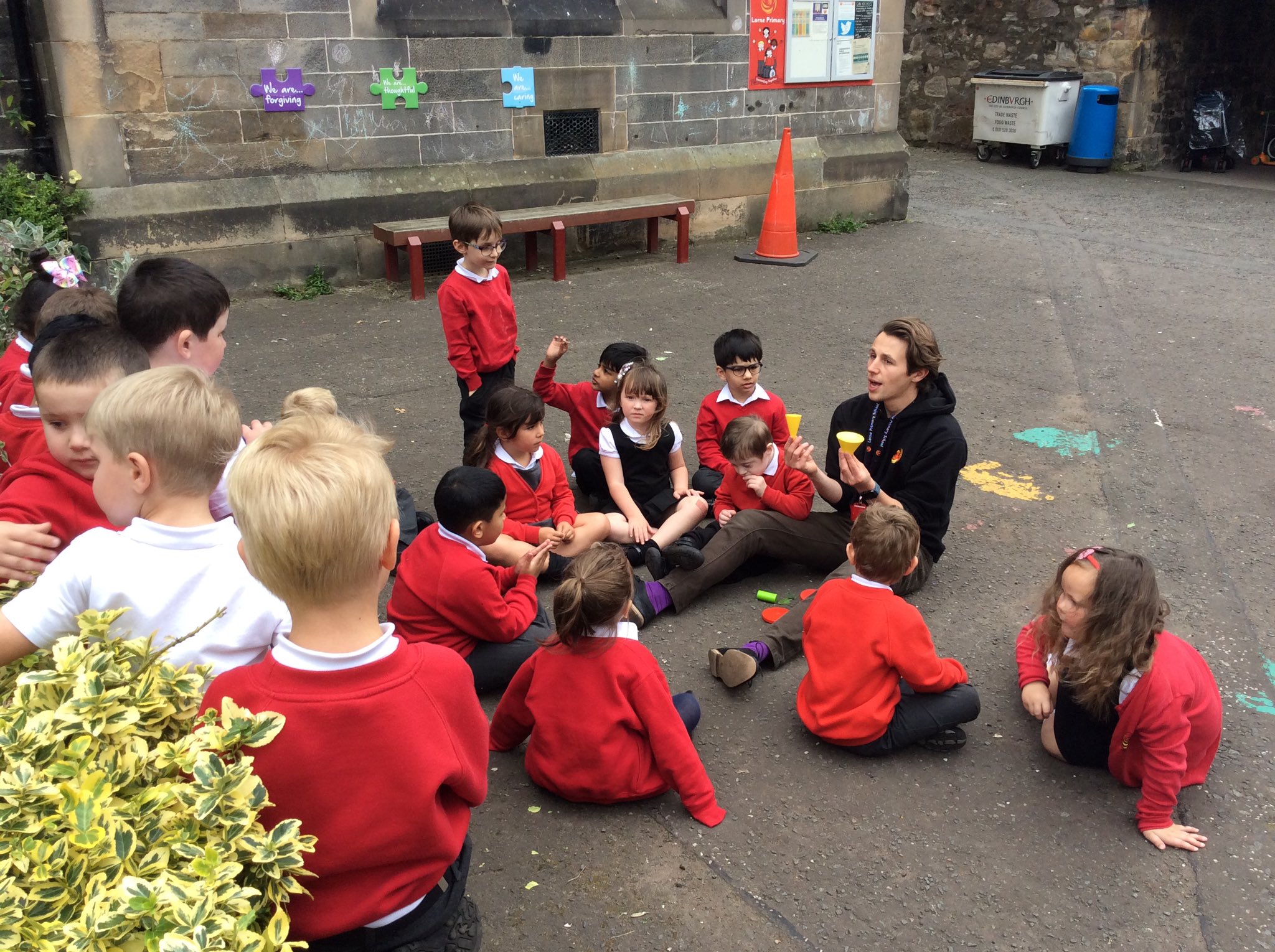 Lorne Primary School on Twitter "We’ve been learning about 3D objects in LorneP1 We even went