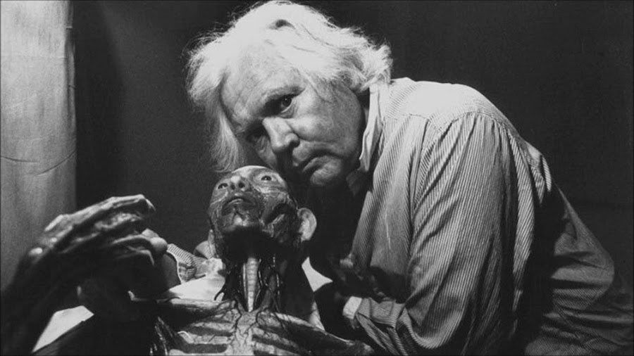  #LesCinéastesDuHangarRangée 9196 - KEN RUSSELL3 juillet 1927 - 27 novembre 2011(Royaume-Uni)- Love (69)- La Symphonie Pathétique (70)- Les Diables (71)- Mahler (74)- Lisztomania (75)- Tommy (75)- Au-Dela du Reel (80)