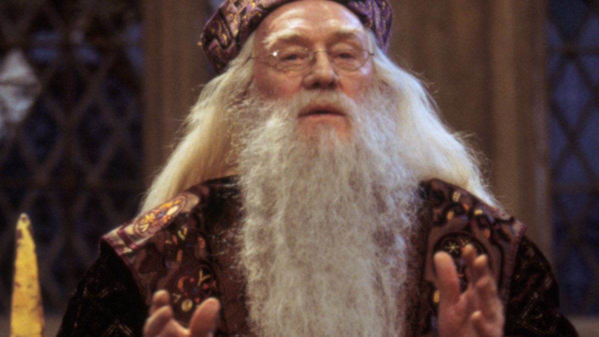 "Let the feast begin" - Albus Dumbledore 
#BackToHogwarts