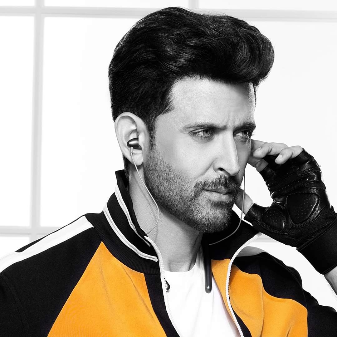 TrendPSPK45's tweet photo. • Wishing the Most Powerful Politician &amp; Actor in Tollywood a Very Happy Birthday 🔥❤️
MAN OF MASS
MAN OF POWER
MAN OF STARDOM
The Great Powerstar @PawanKalyan Sir ❤️🏅🎉
Wishing on behalf of @iHrithik Fans 🔥 #HBDPawanKalyan #HBDPawanKalyanbyHrithikRoshanFans https://t.co/zf5ifmrxcH