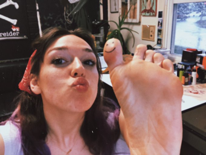 1 pic. me and my first tattoo (that i did myself) https://t.co/VkS0evI7Co