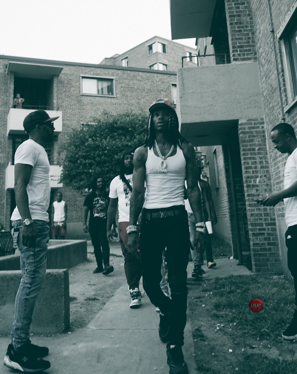 KingVonFrmdaWic's tweet image. You Either With Me or Against Me...