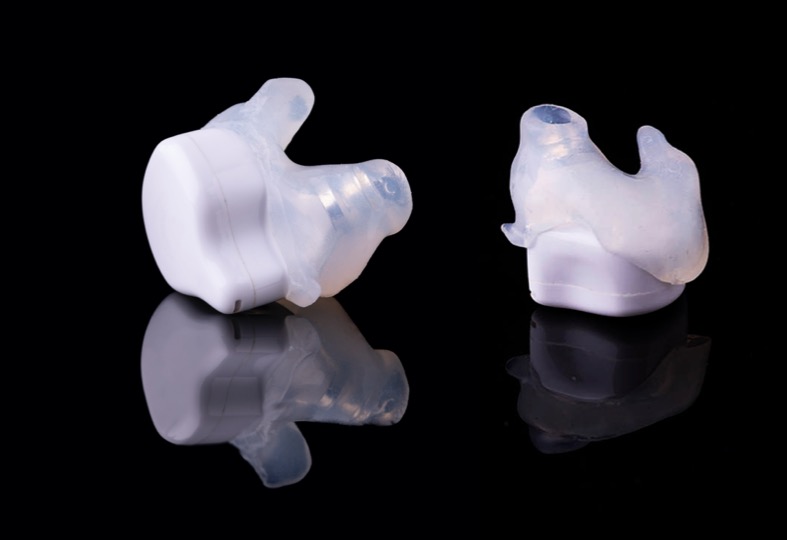 Don't you HATE it when headphones don't fit?
EzEar™ powered by Spectroplast
Scan your ear from home!
#eartip #headphones #custom